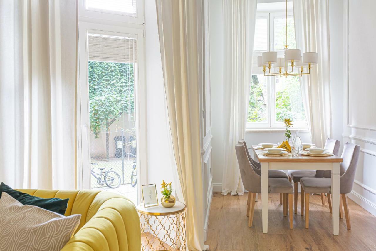 Apartament Golden Place Красков Екстериор снимка